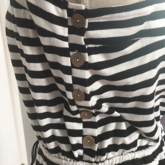 Lucky Brand Black and White Stripe top - Picture 3 of 4
